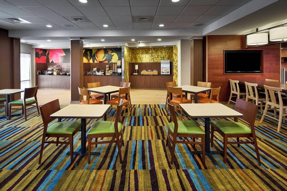 Fairfield Inn & Suites Alexandria