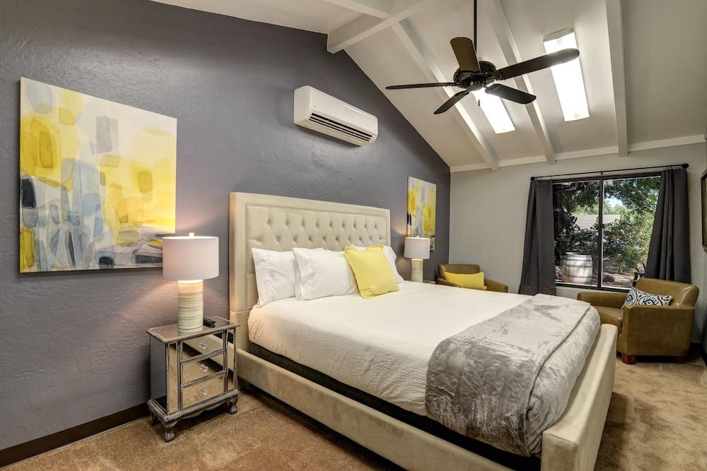 Winery Suites of Scottsdale