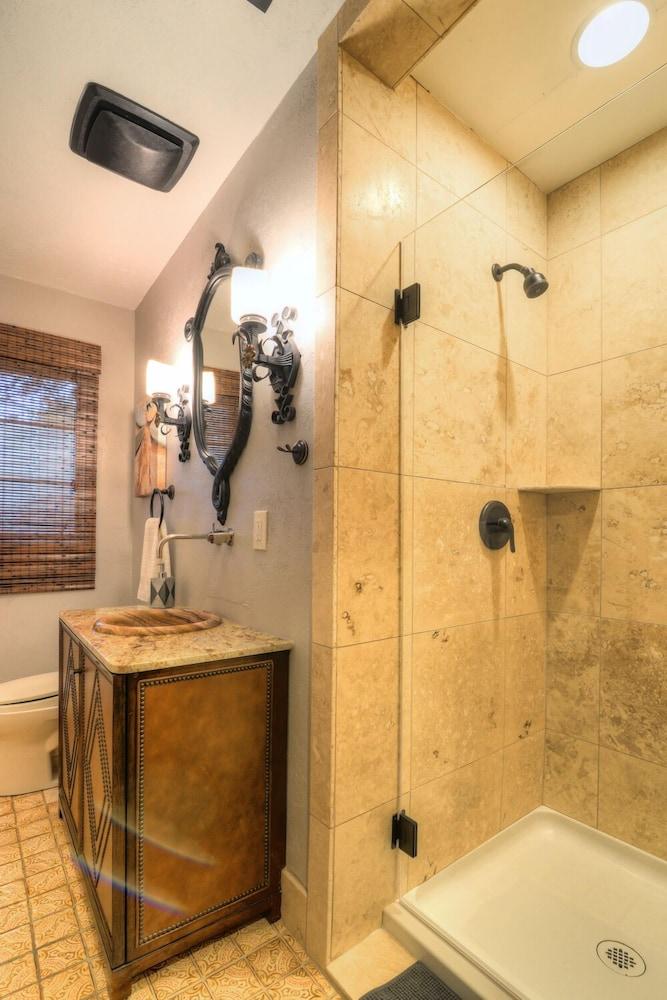 Winery Suites of Scottsdale