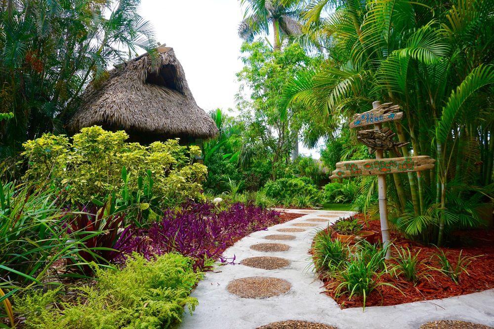 Riverside Resort