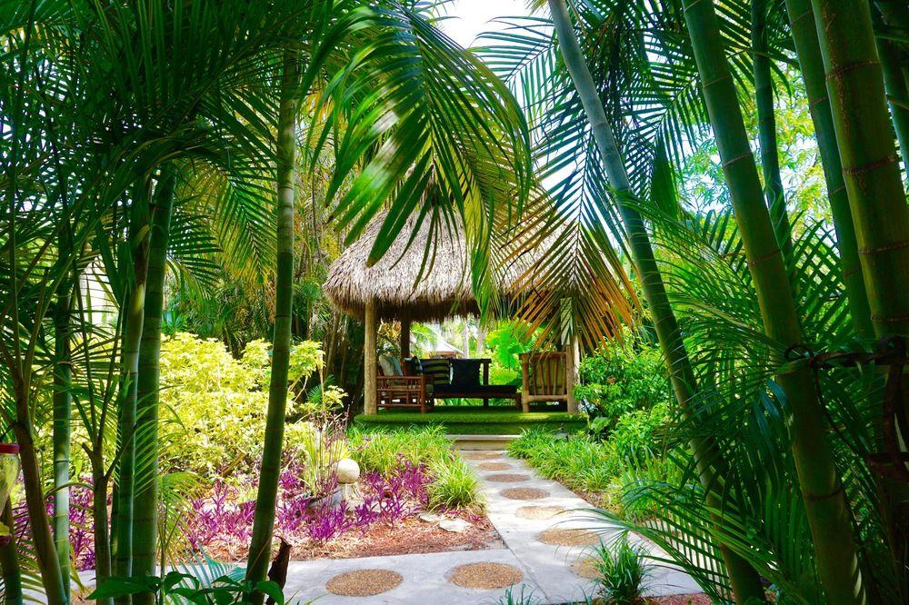 Riverside Resort