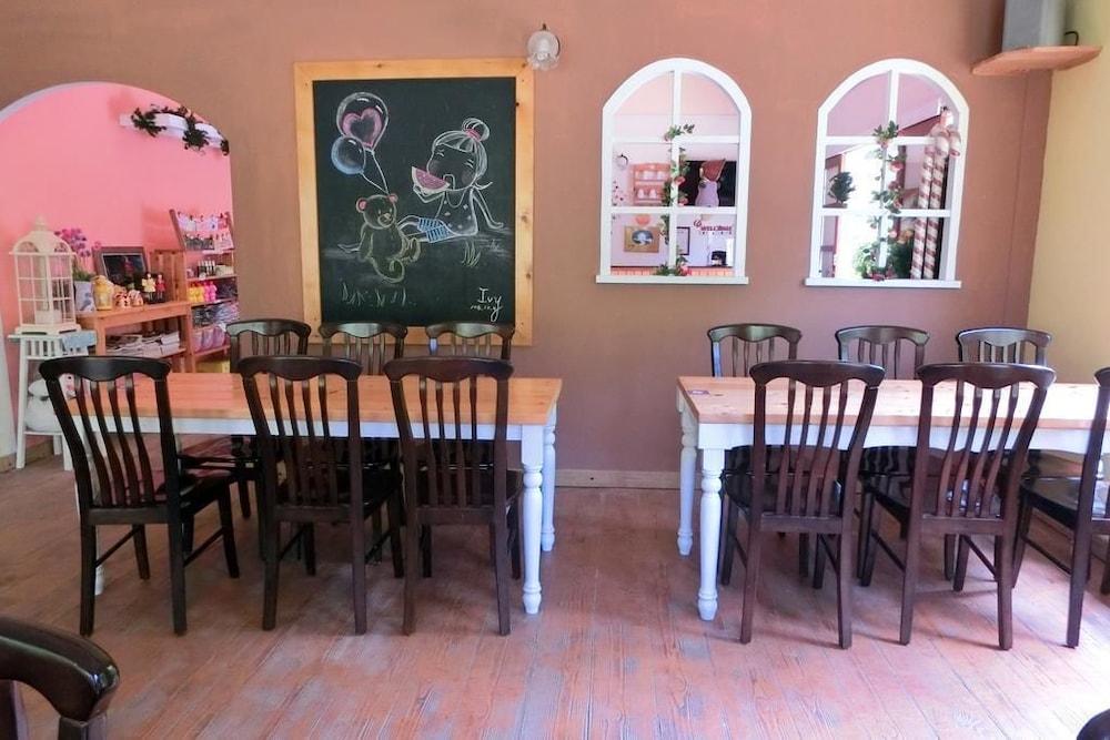 Springcreek Hostel