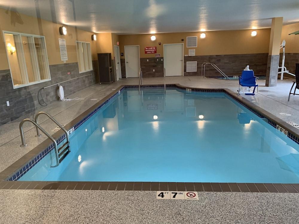 GrandStay® New London-Spicer