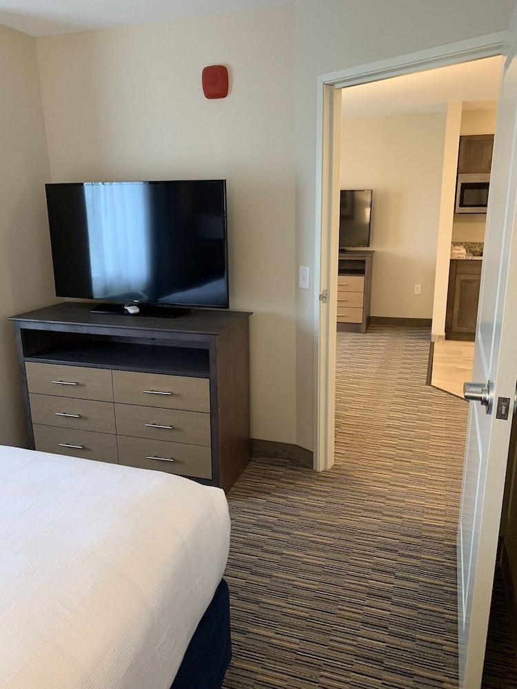 GrandStay® New London-Spicer