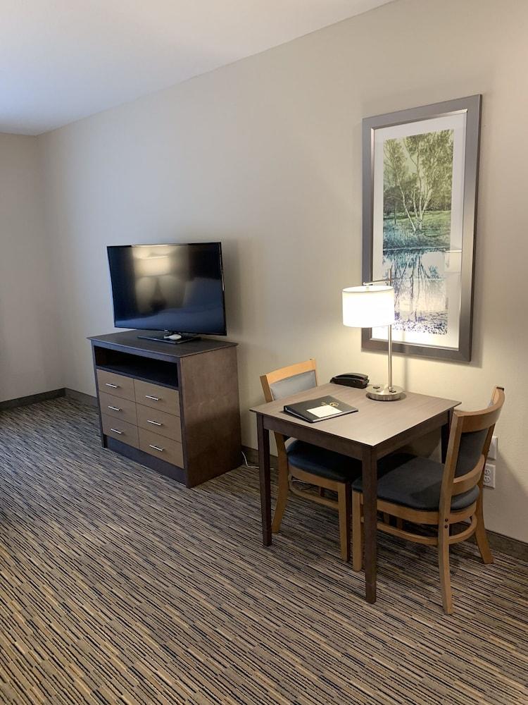 GrandStay® New London-Spicer