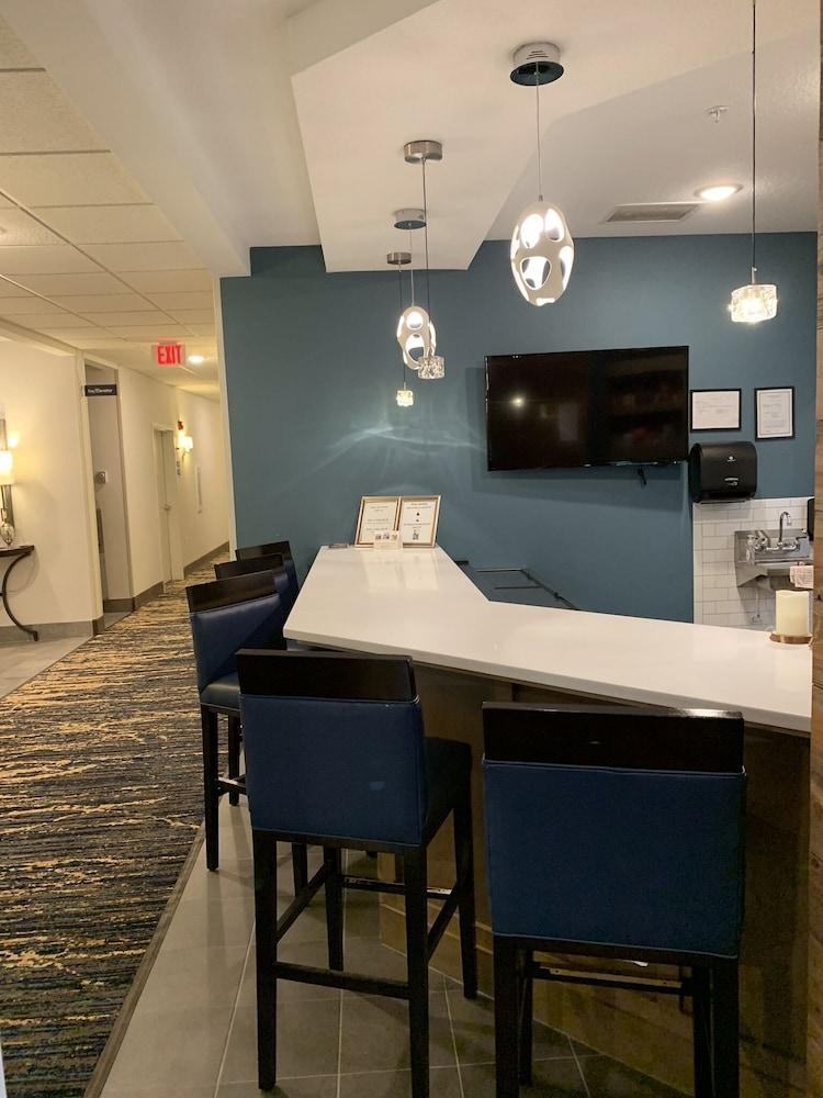 GrandStay® New London-Spicer