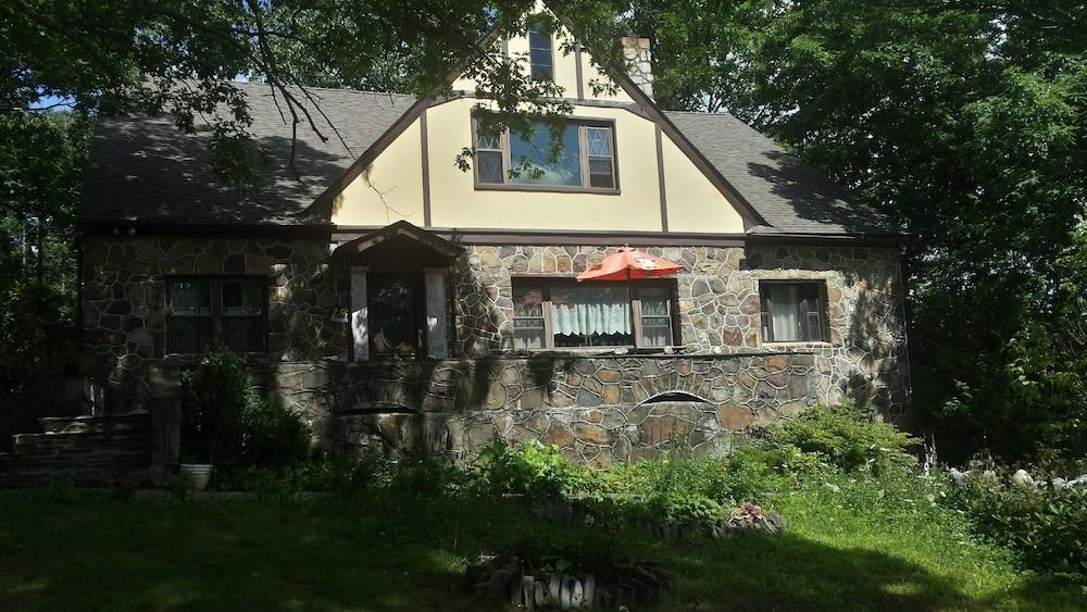 Maurrocks BnB
