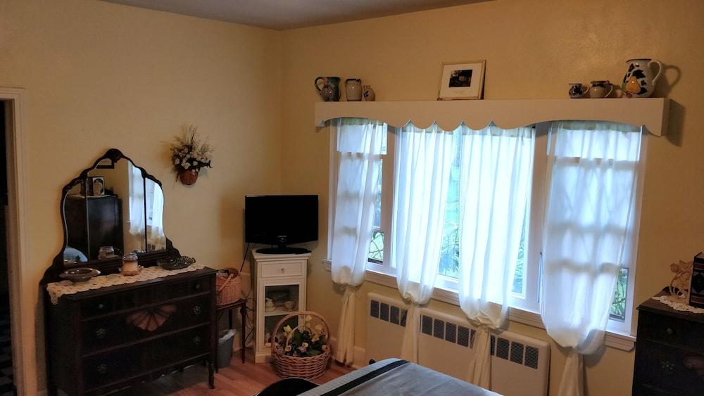 Maurrocks BnB