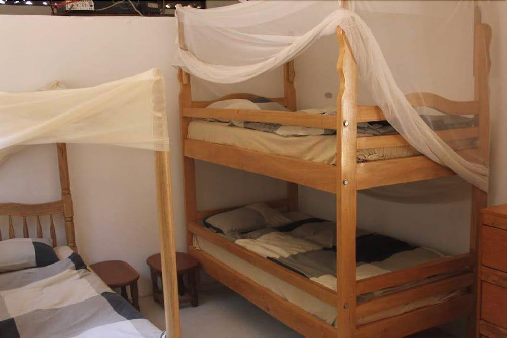 Banda Lodge