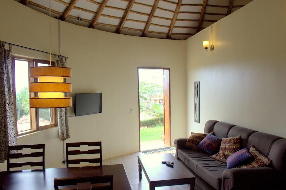 Banda Lodge