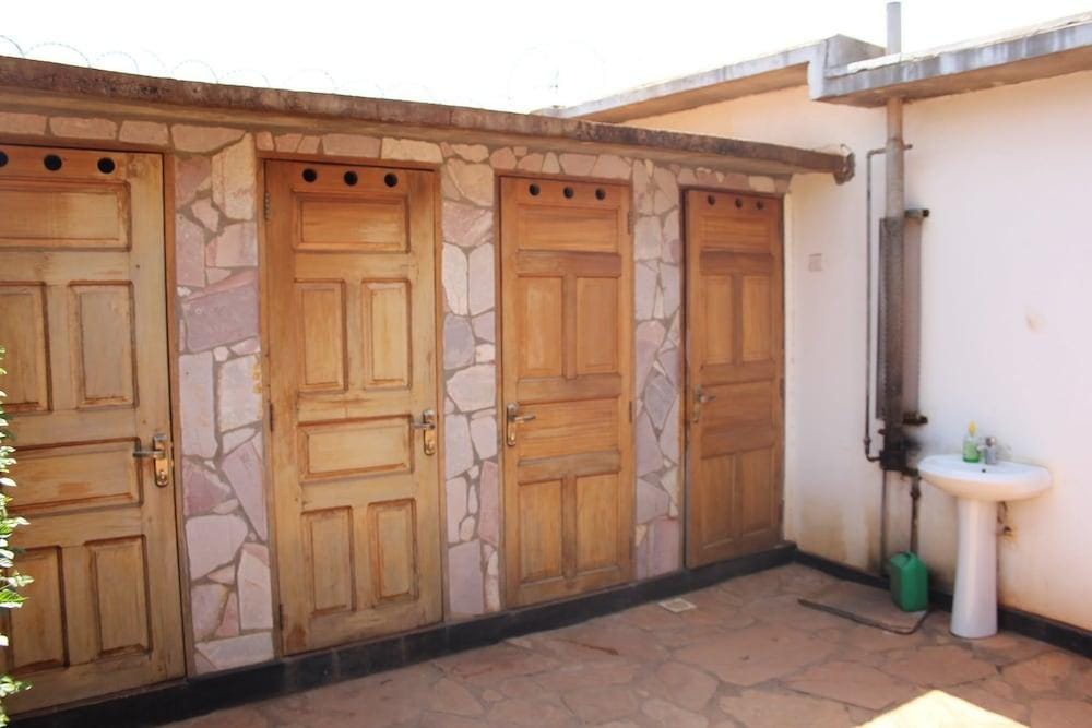 Banda Lodge