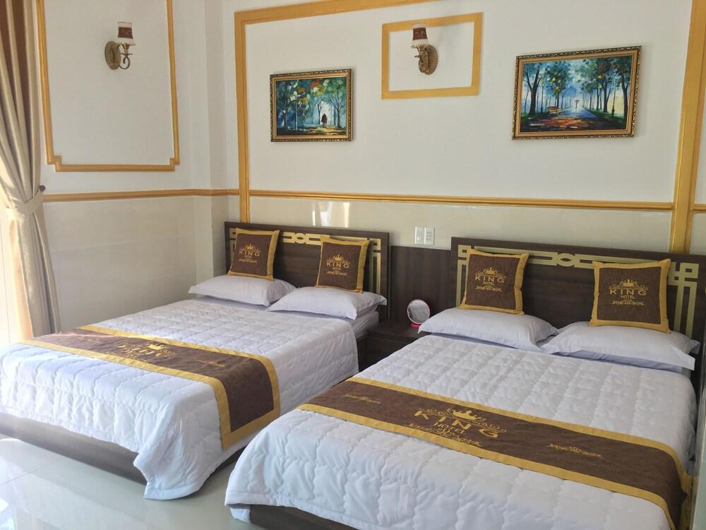 King Hotel