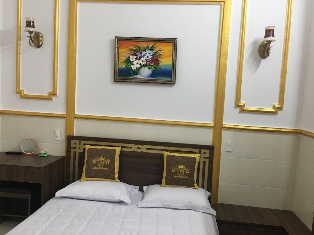 King Hotel