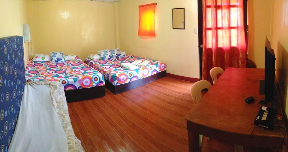 Rmtm's Frontbeach Resort