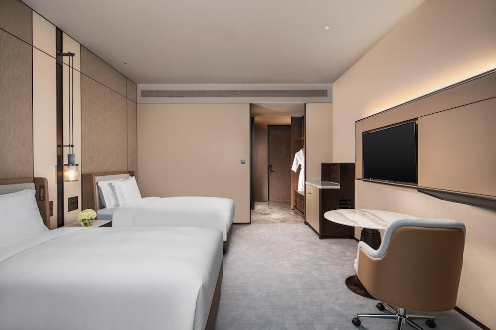 Crowne Plaza Shanghai Hongqiao