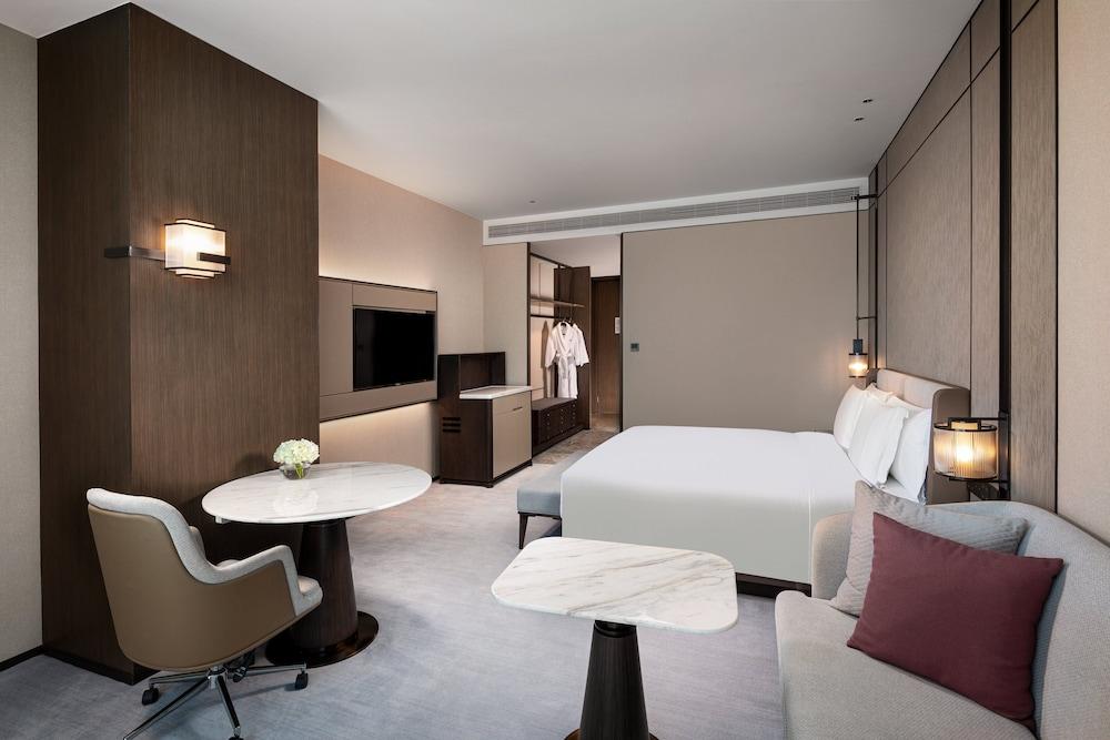 Crowne Plaza Shanghai Hongqiao