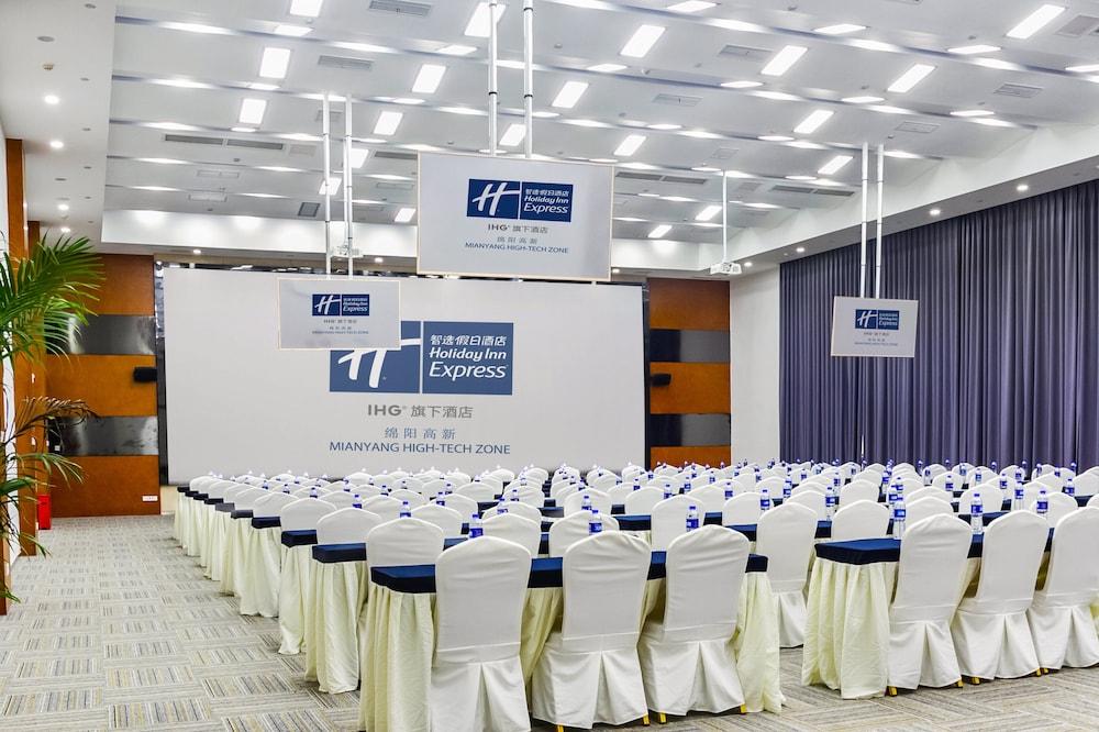 Holiday Inn Express Mianyang High-Tech Zone