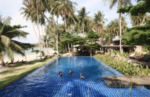 Seavana Beach Resort