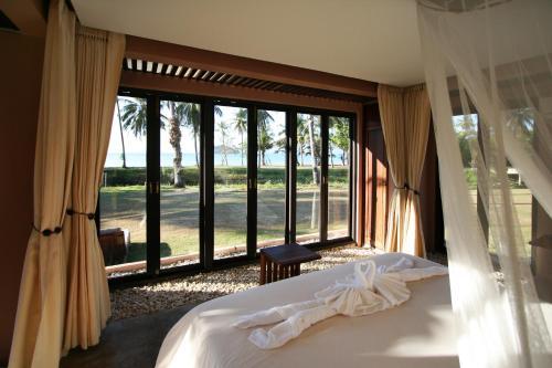 Seavana Beach Resort