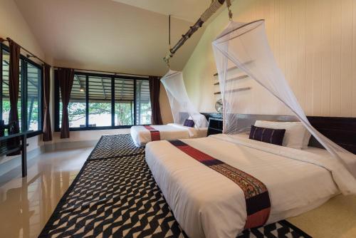 Seavana Beach Resort