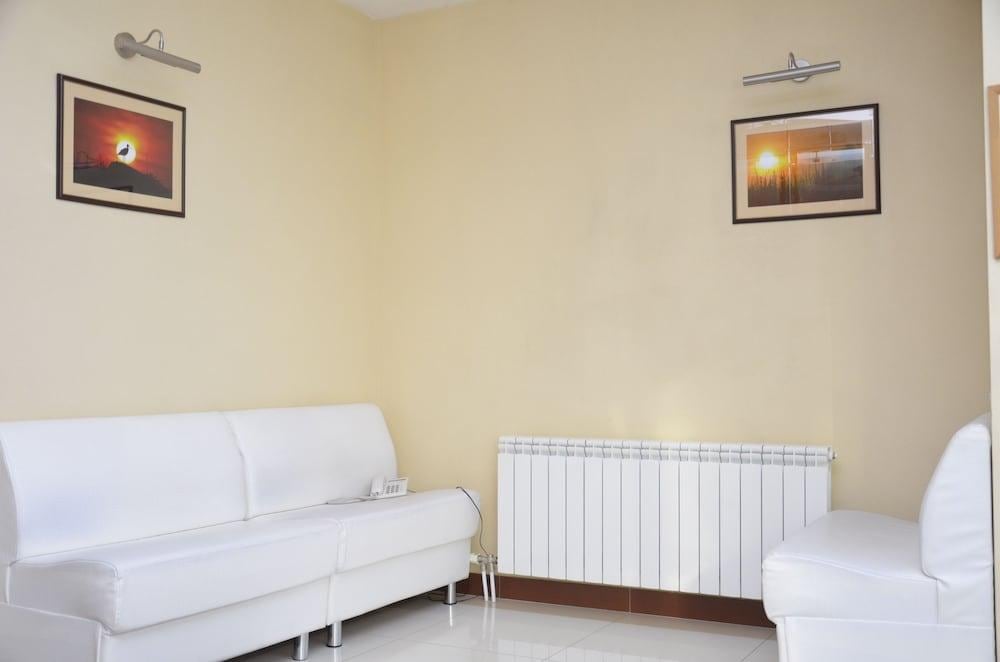 Hotel Zaurale
