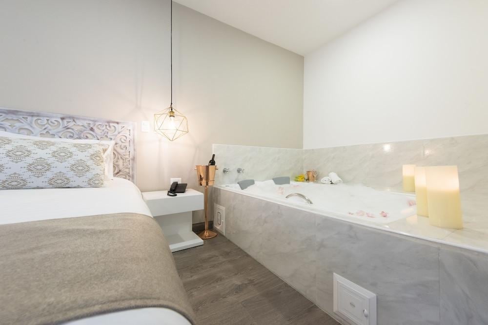 Vibes Hotel Boutique