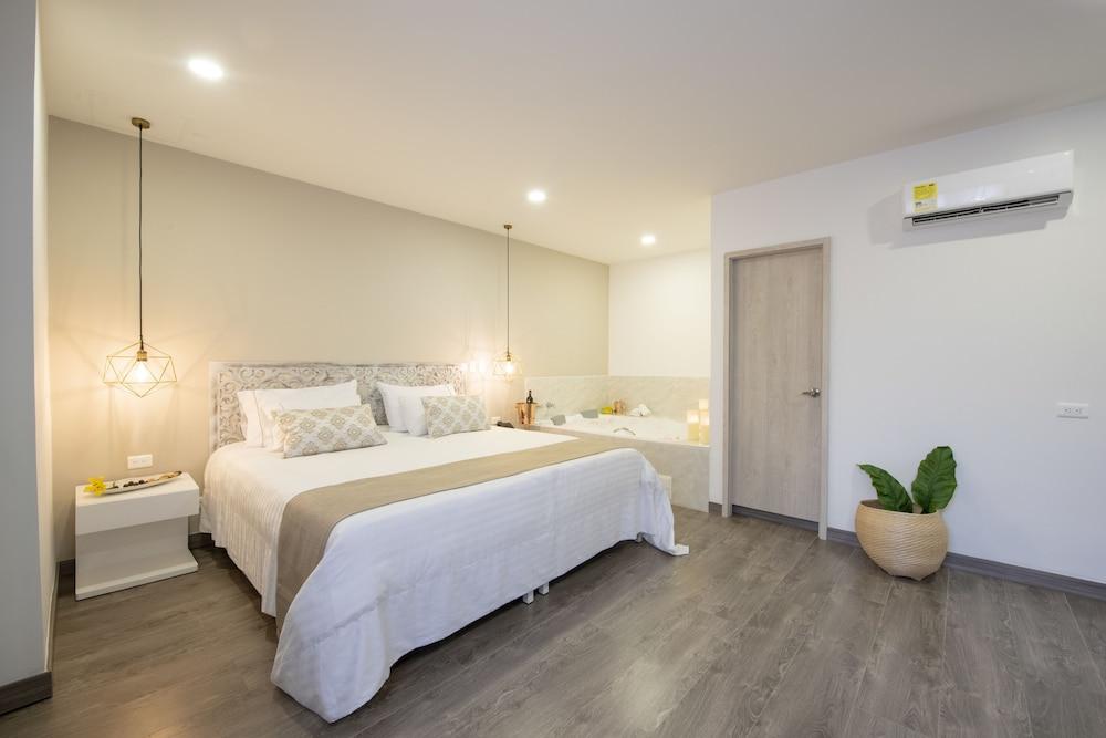 Vibes Hotel Boutique
