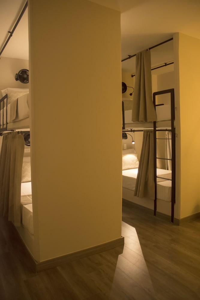 Vibes Hotel Boutique