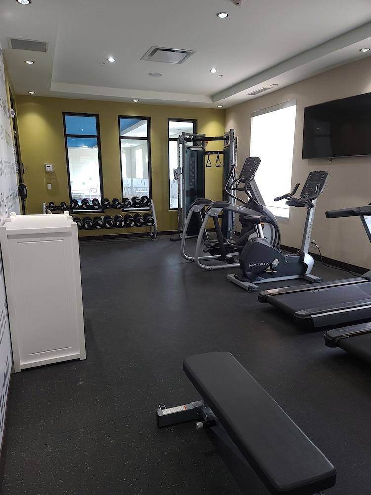 Best Western Plus Hinton Inn & Suites