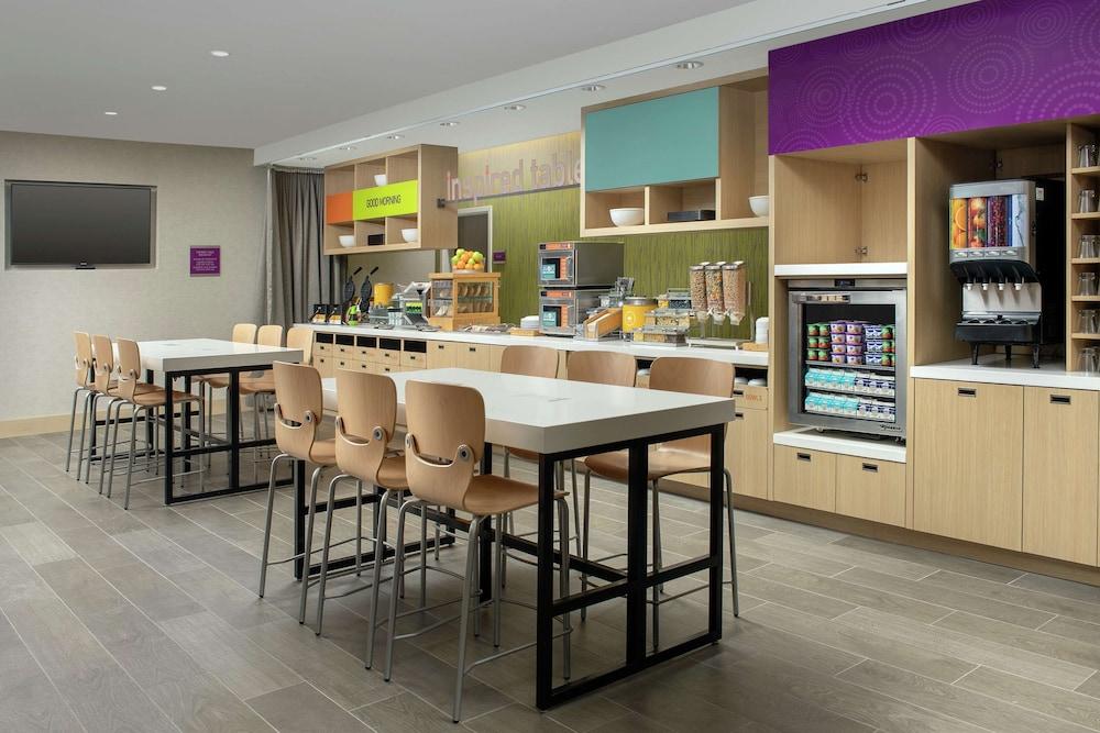 Home2 Suites by Hilton-Edison, NJ