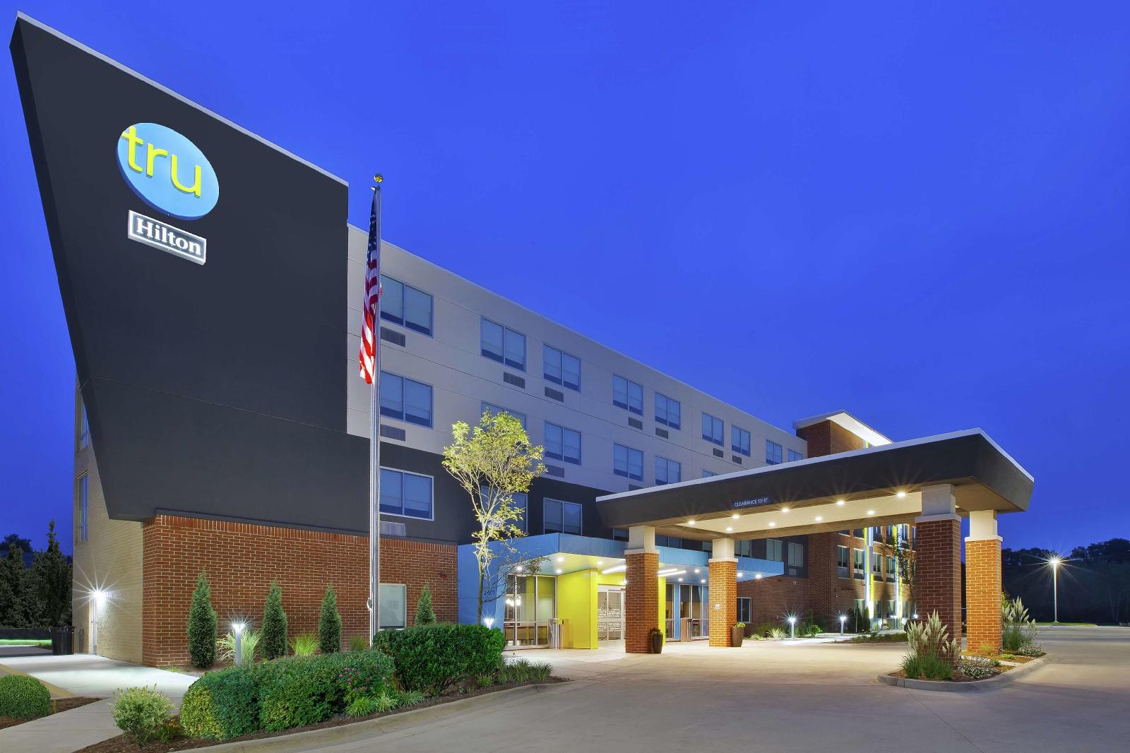 Tru by Hilton Jackson, MI