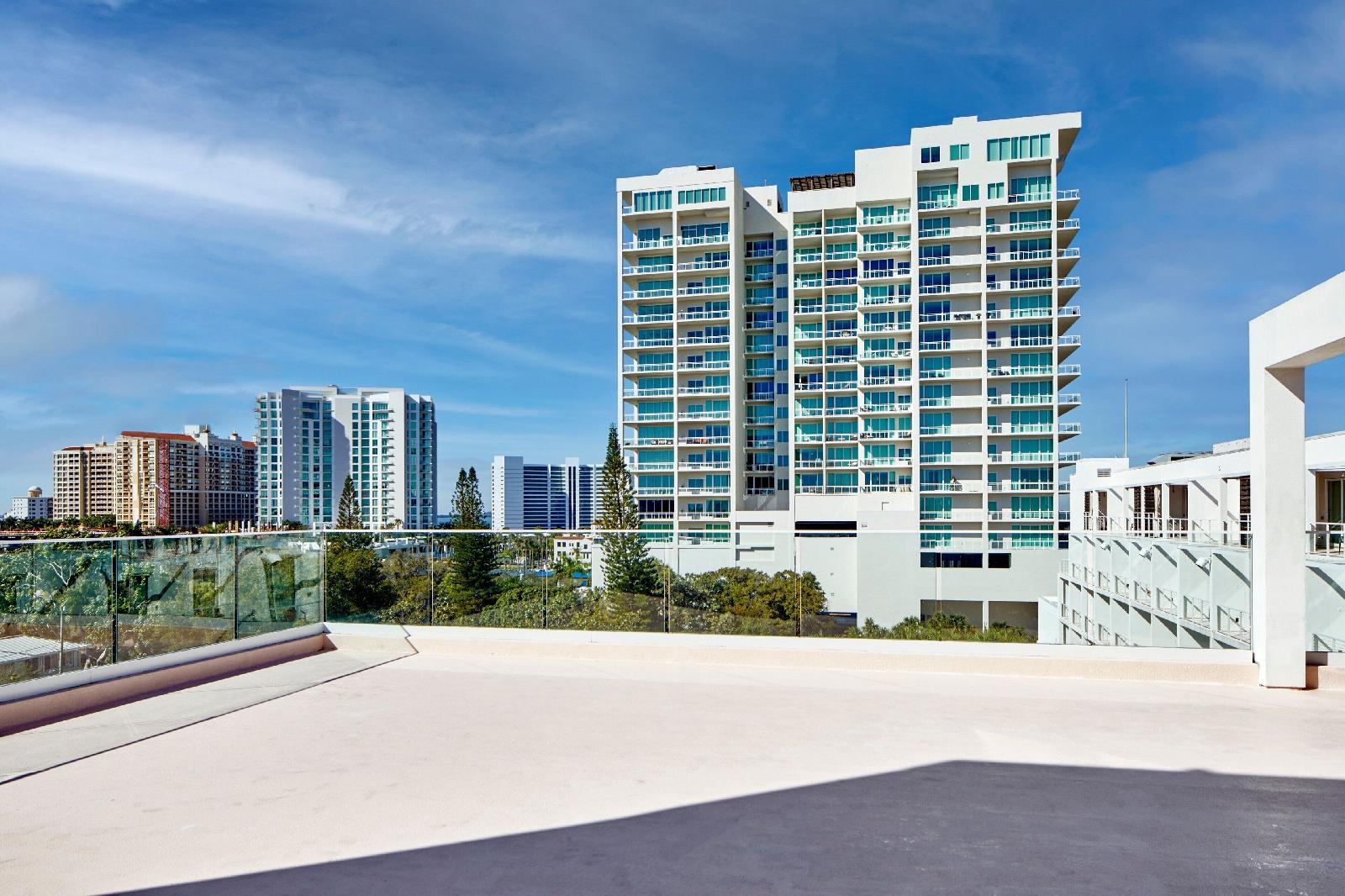 The Sarasota Modern A Tribute Portfolio Hotel