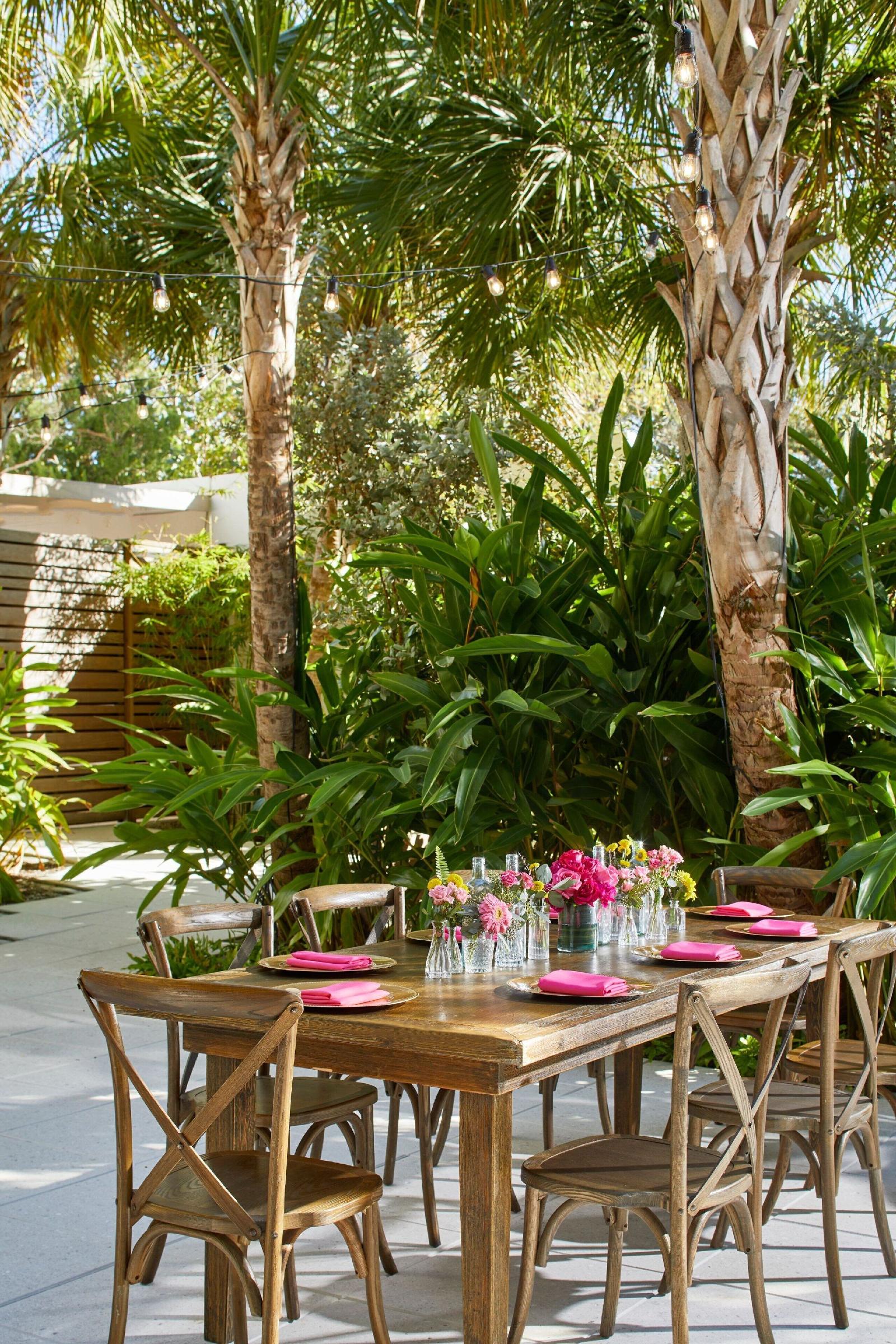 The Sarasota Modern A Tribute Portfolio Hotel
