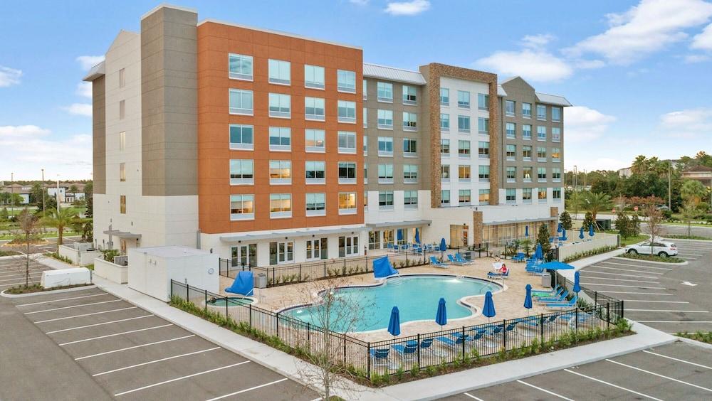 Holiday Inn Express Orlando - Lk Buena Vista Area