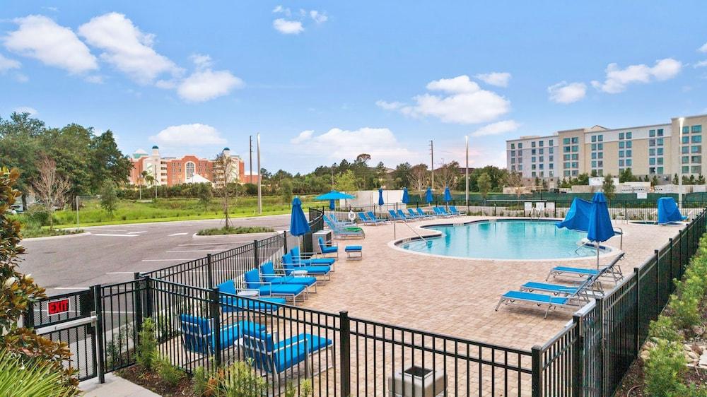 Holiday Inn Express Orlando - Lk Buena Vista Area