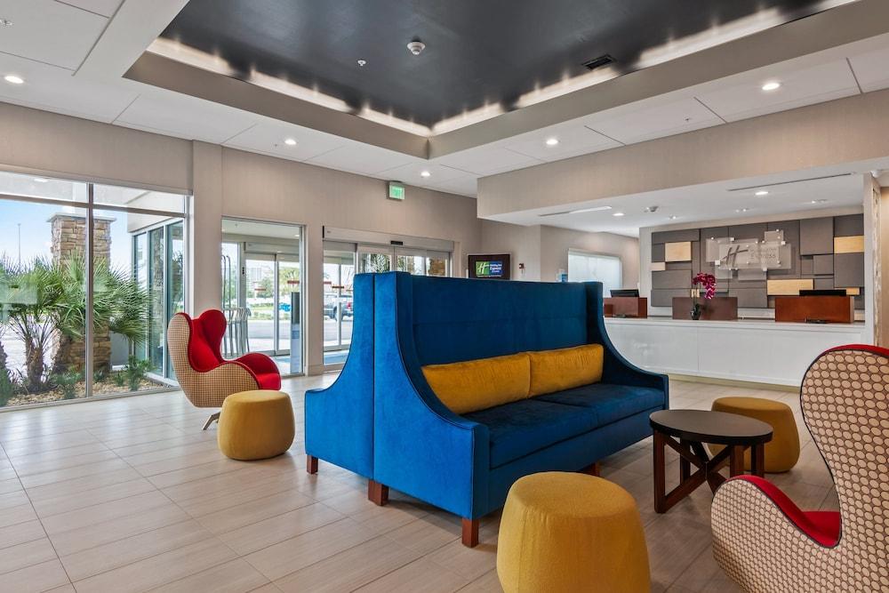 Holiday Inn Express Orlando - Lk Buena Vista Area