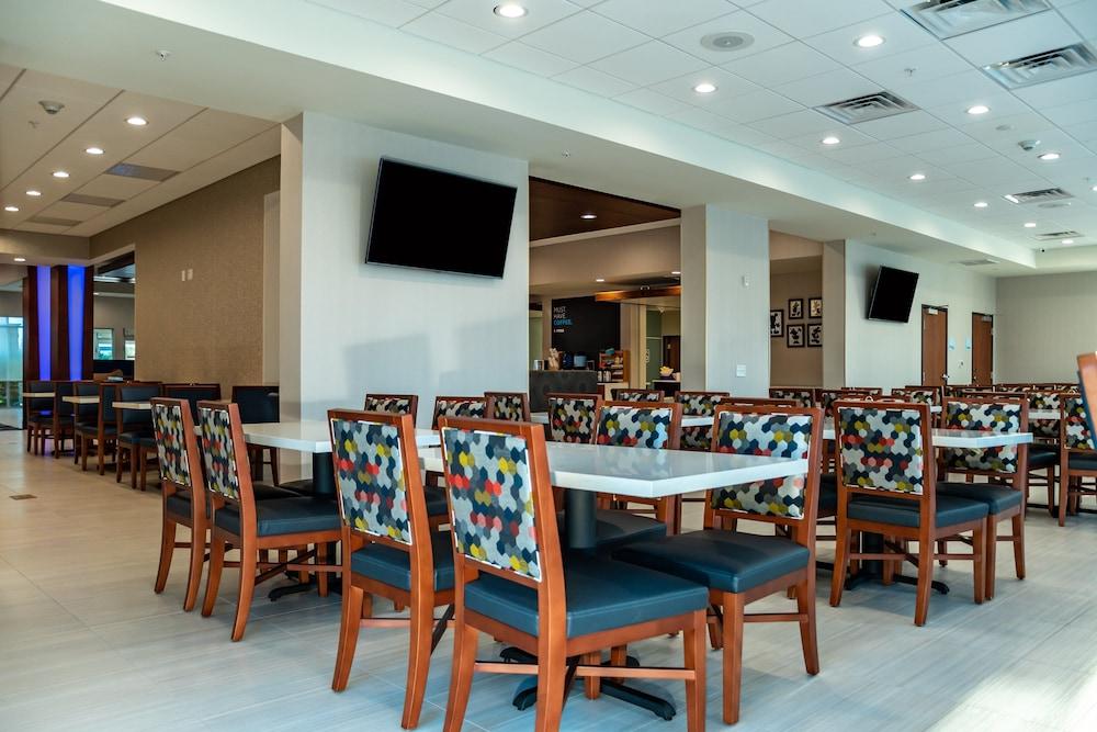 Holiday Inn Express Orlando - Lk Buena Vista Area