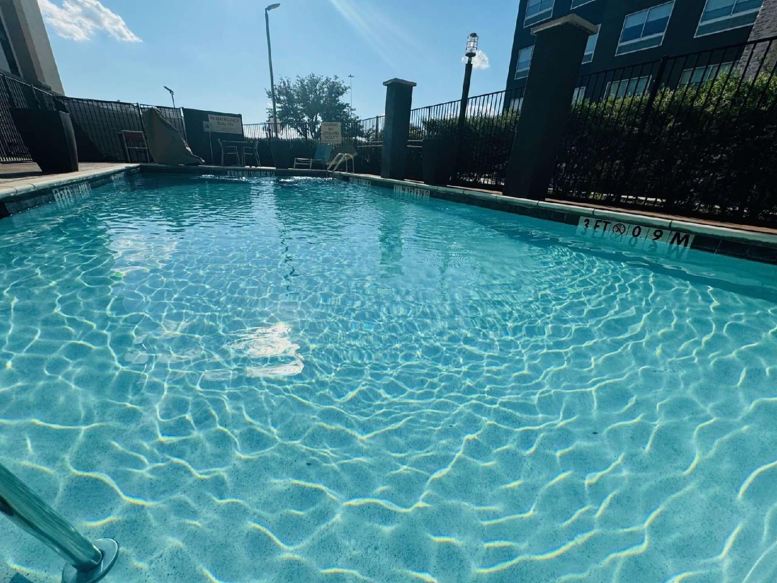 Hampton Inn & Suites Dallas/Plano Central