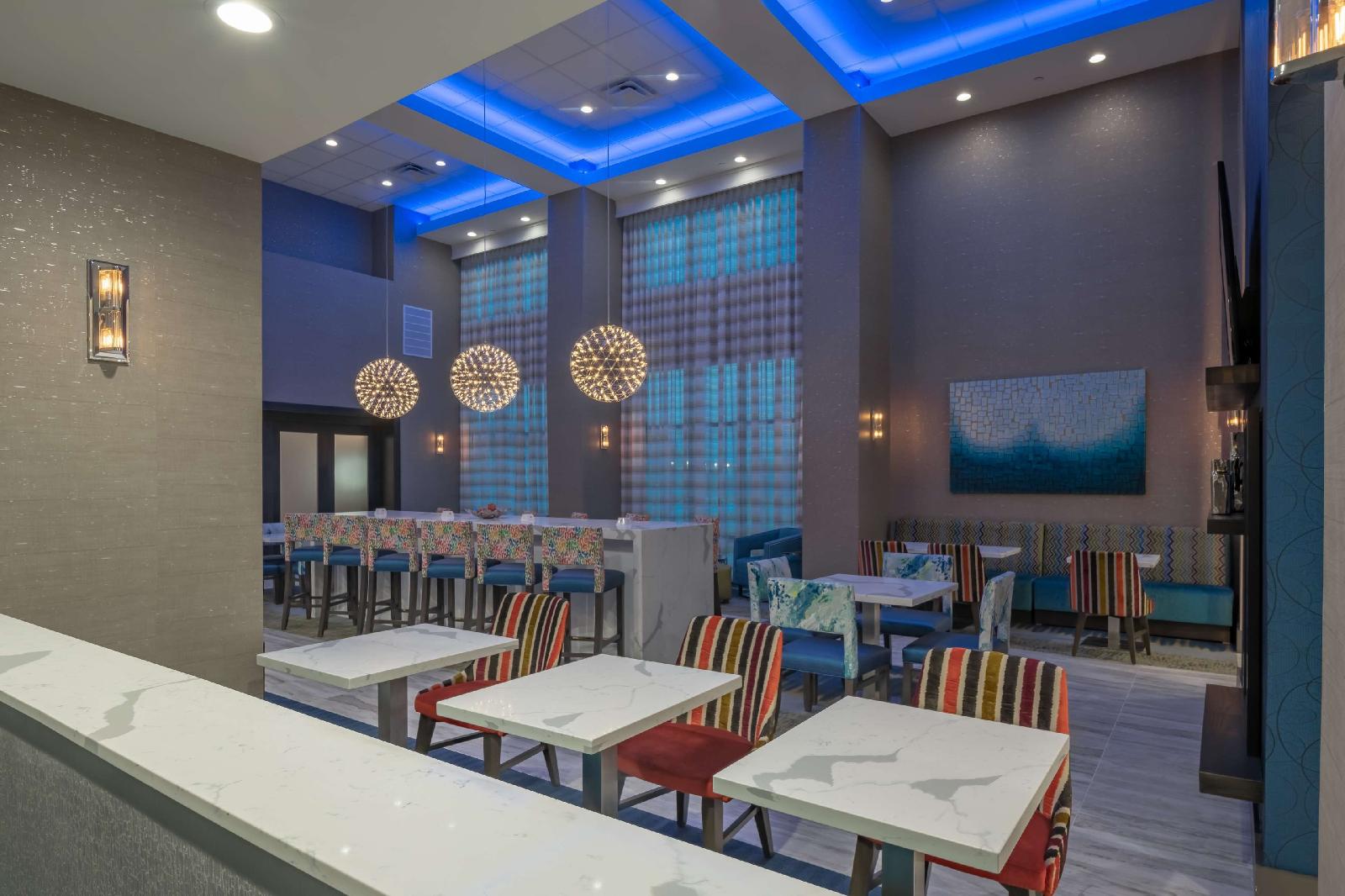 Hampton Inn & Suites Dallas/Plano Central