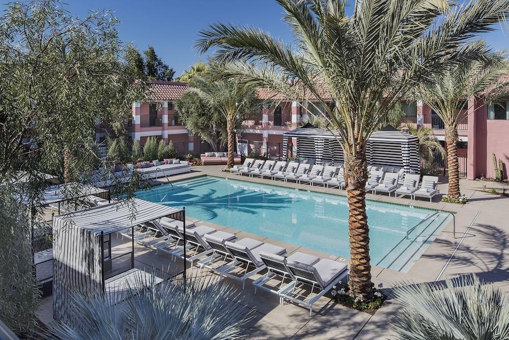 Sands Hotel & Spa