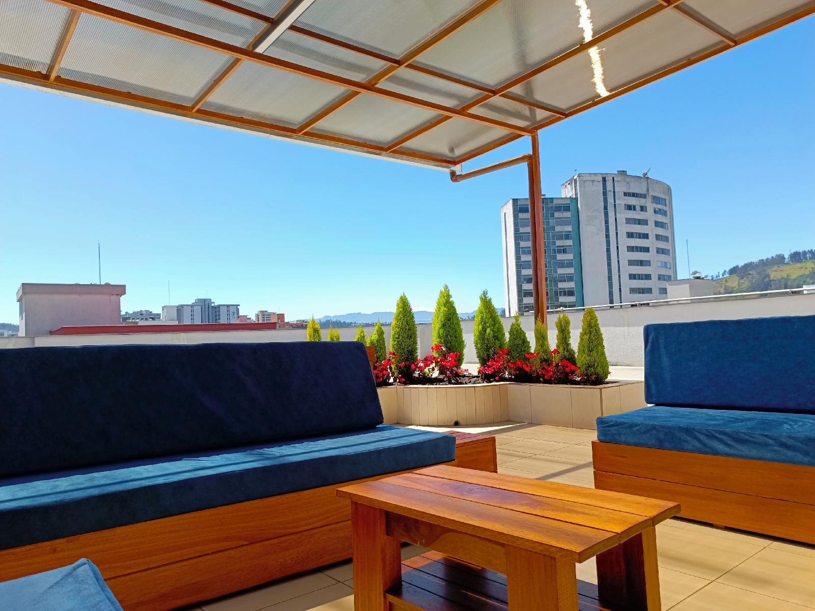 Plaza Foch Area - Apartments With Balcony