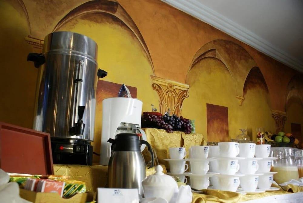 Hotel Bombuscaro