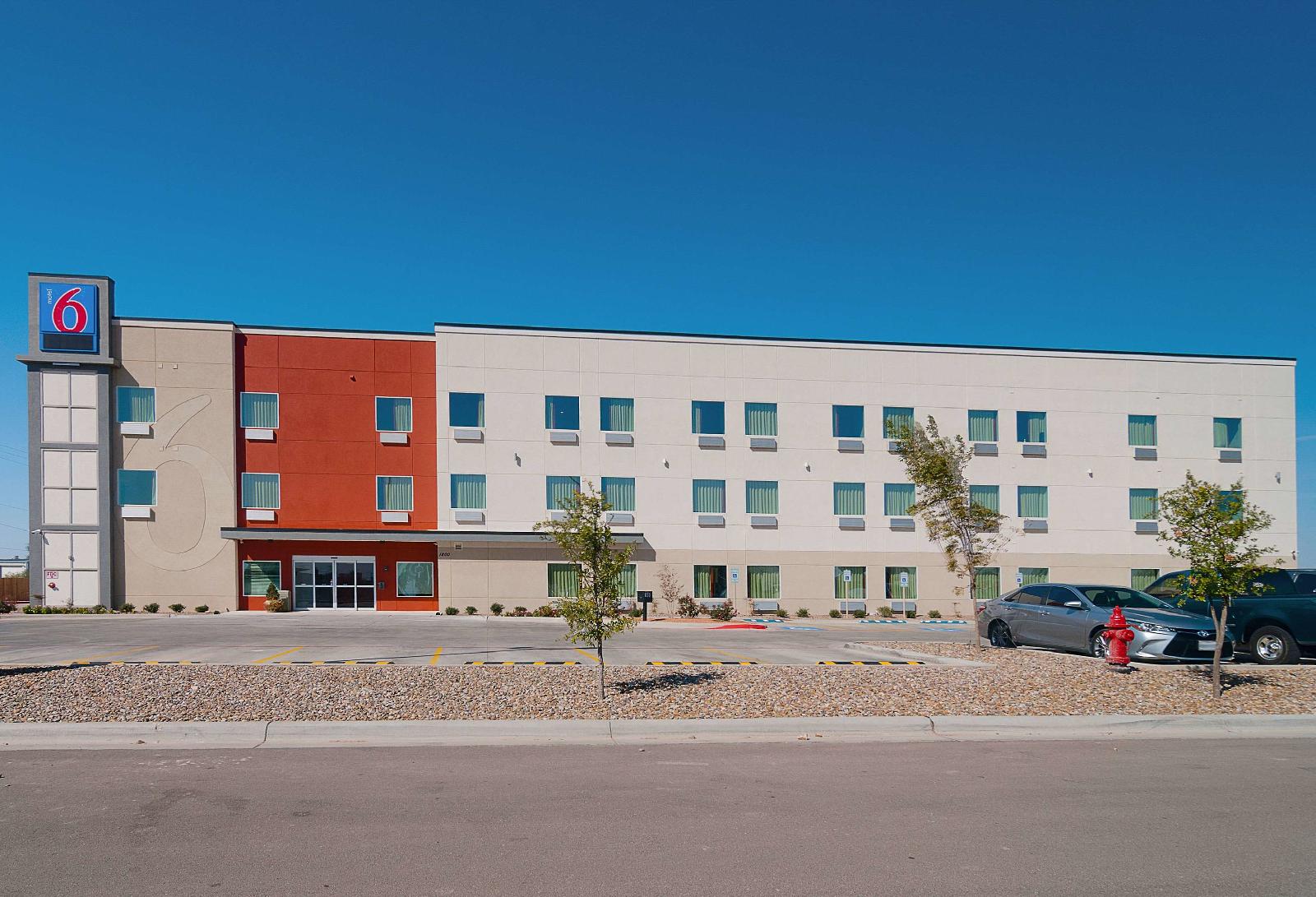 Motel 6 Midland