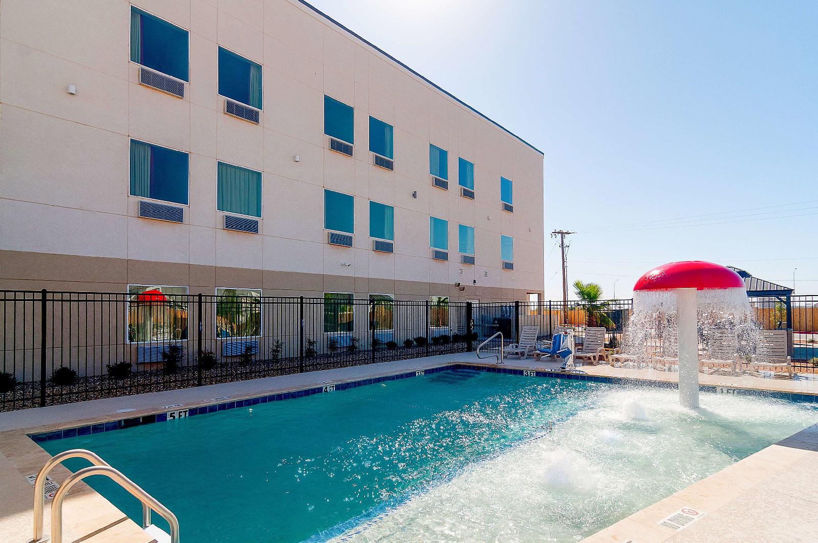 Motel 6 Midland