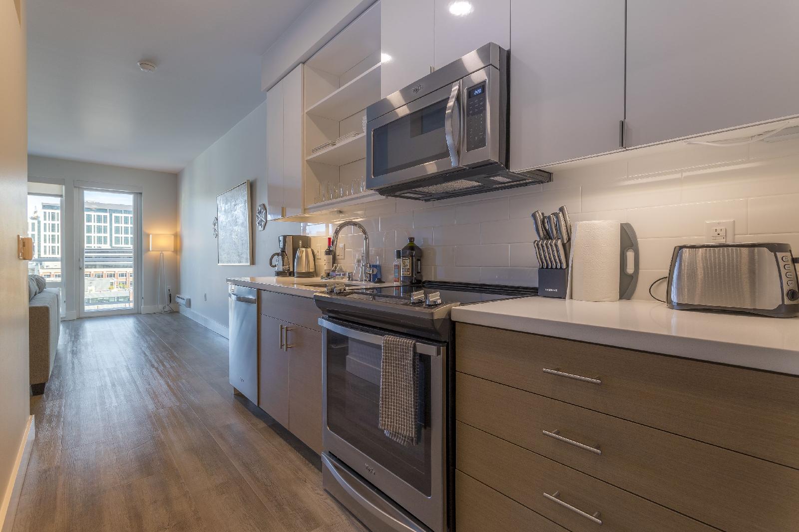 Domicile Suites at Mark on 8th