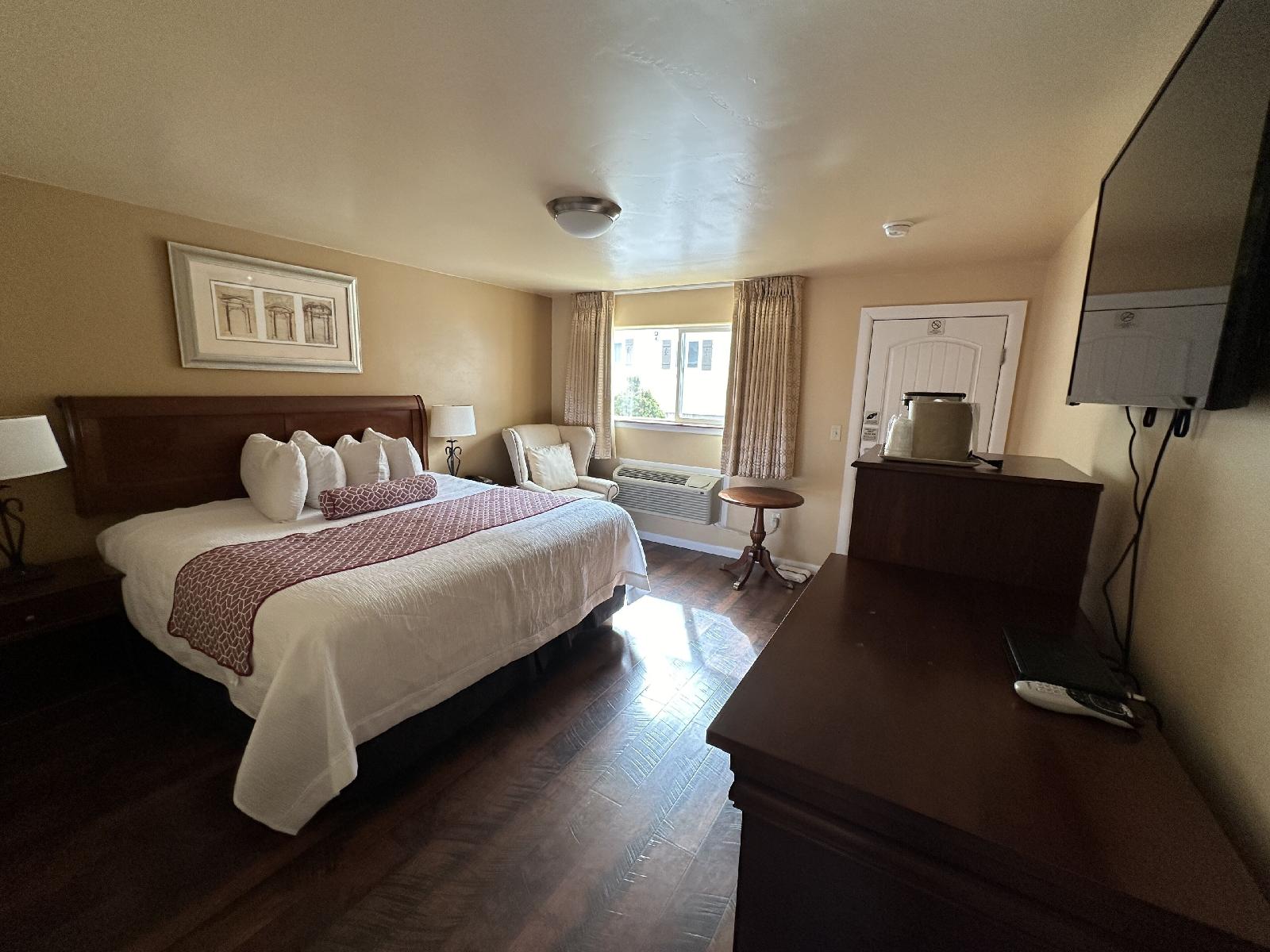 Abram Inn And Suites