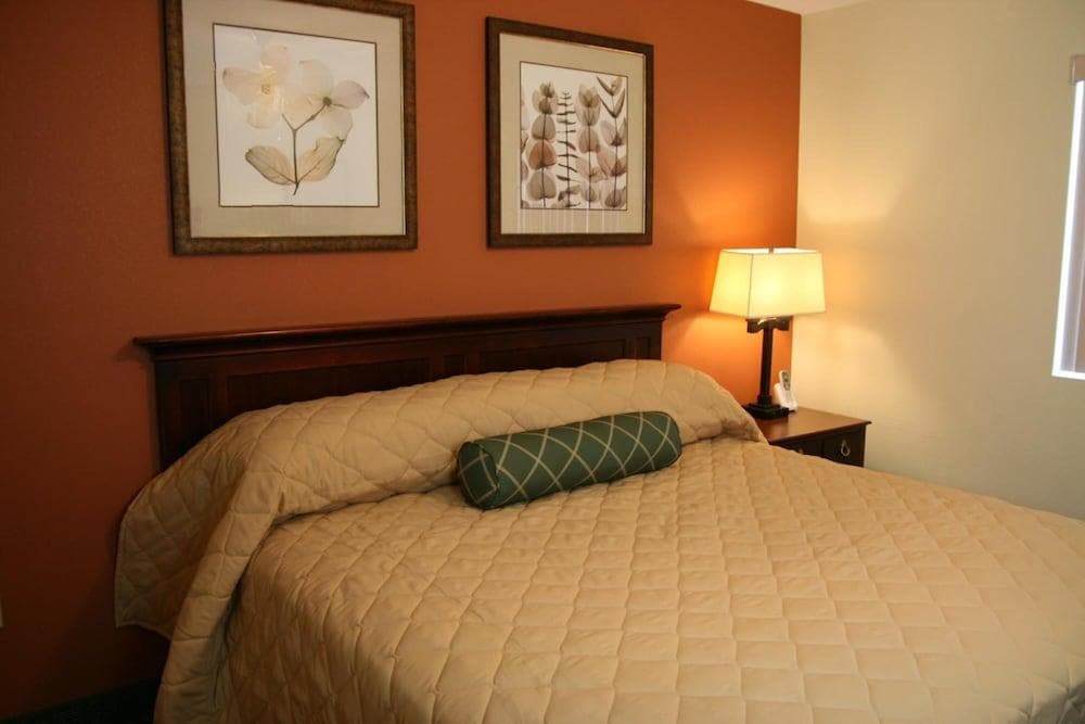 Affordable Suites Mooresville