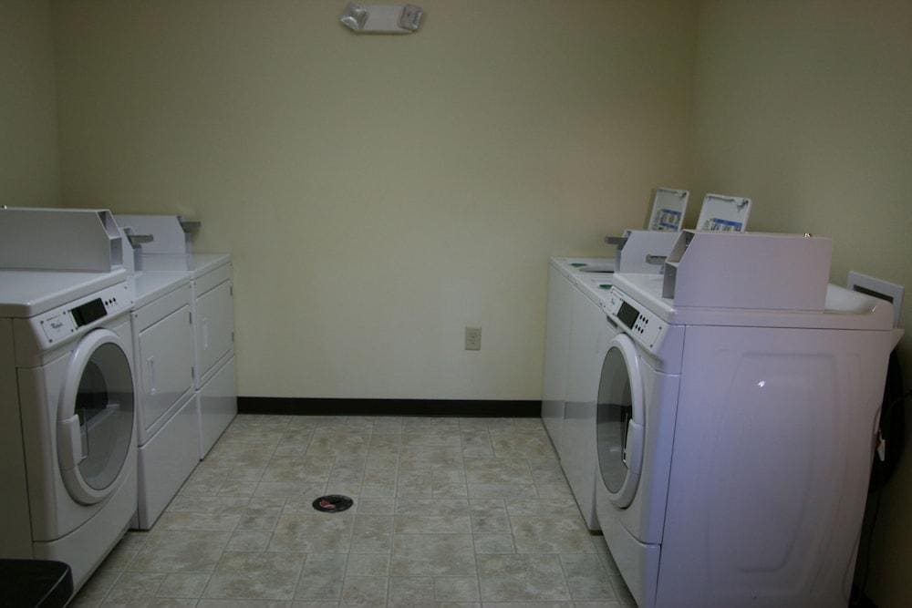 Affordable Suites Mooresville
