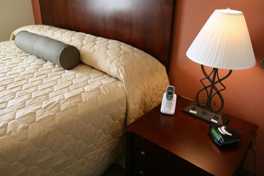 Affordable Suites Mooresville