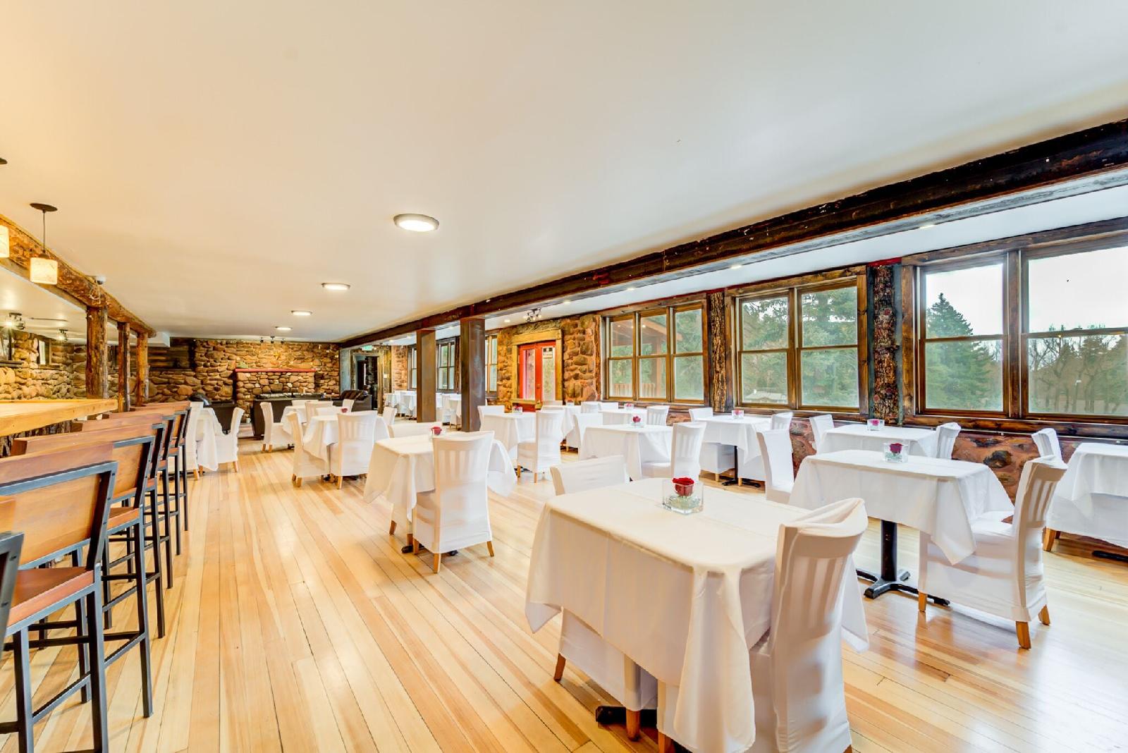 The Green Mountain Falls Lodge